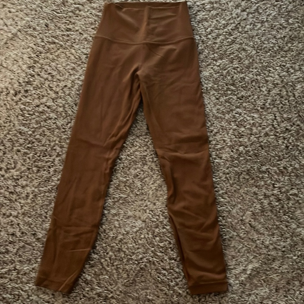 lululemon align leggings (STEAL) size 4 and 25 inch